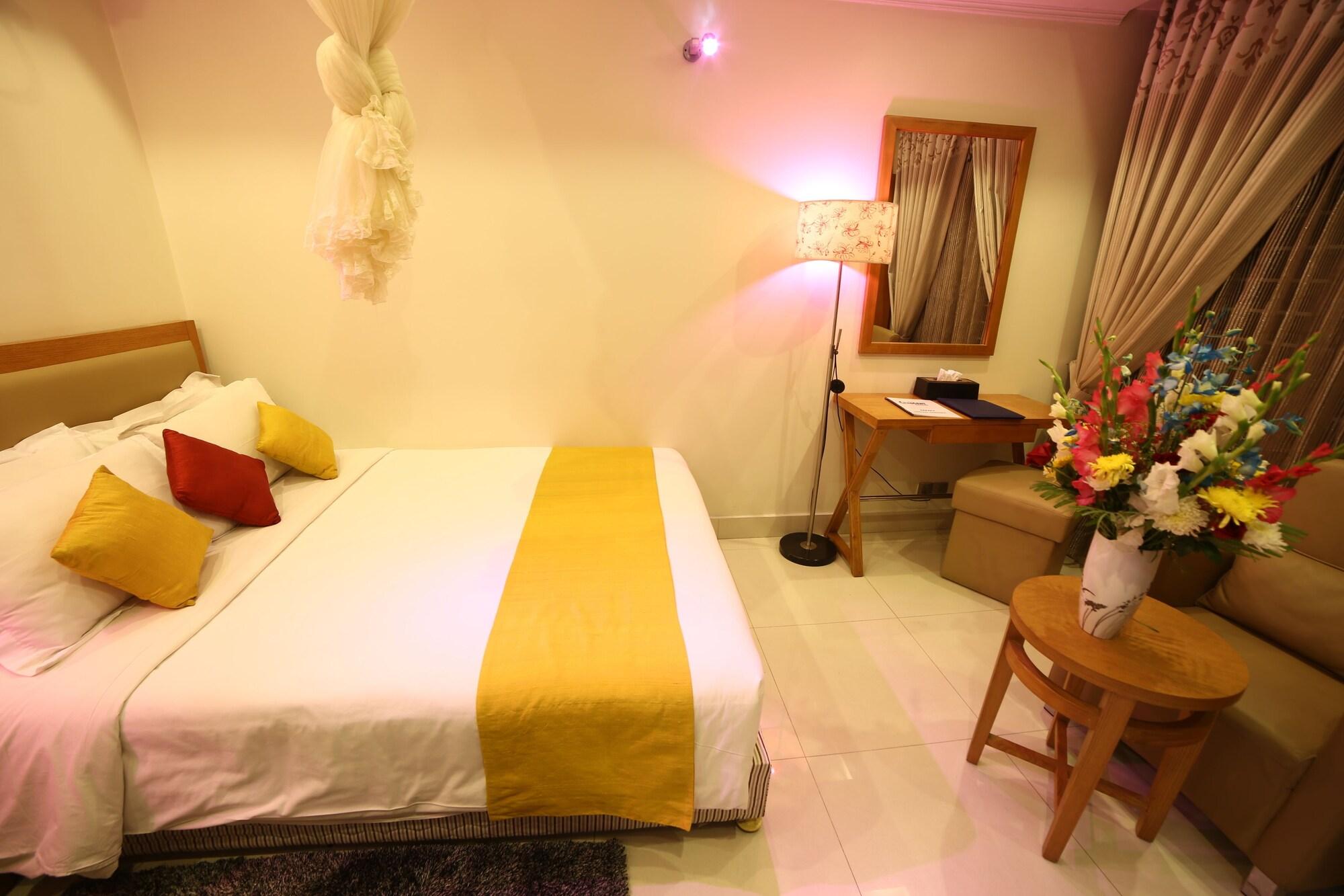 Nascent Gardenia Luxury Suites Dhaka Exteriör bild