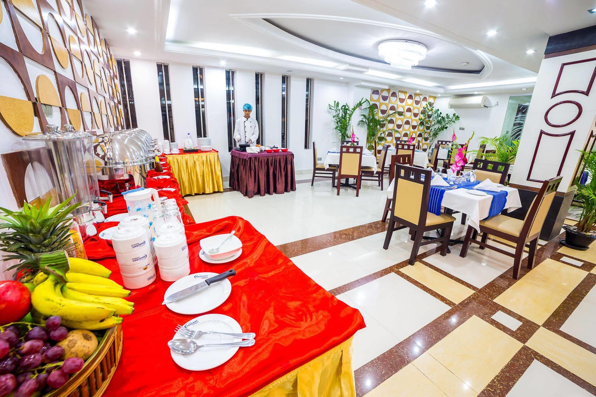 Nascent Gardenia Luxury Suites Dhaka Exteriör bild