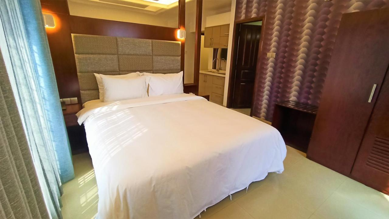 Nascent Gardenia Luxury Suites Dhaka Exteriör bild
